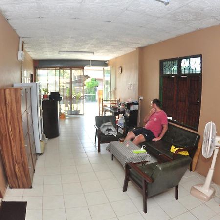 Sharky'S Hostel Пай Екстериор снимка