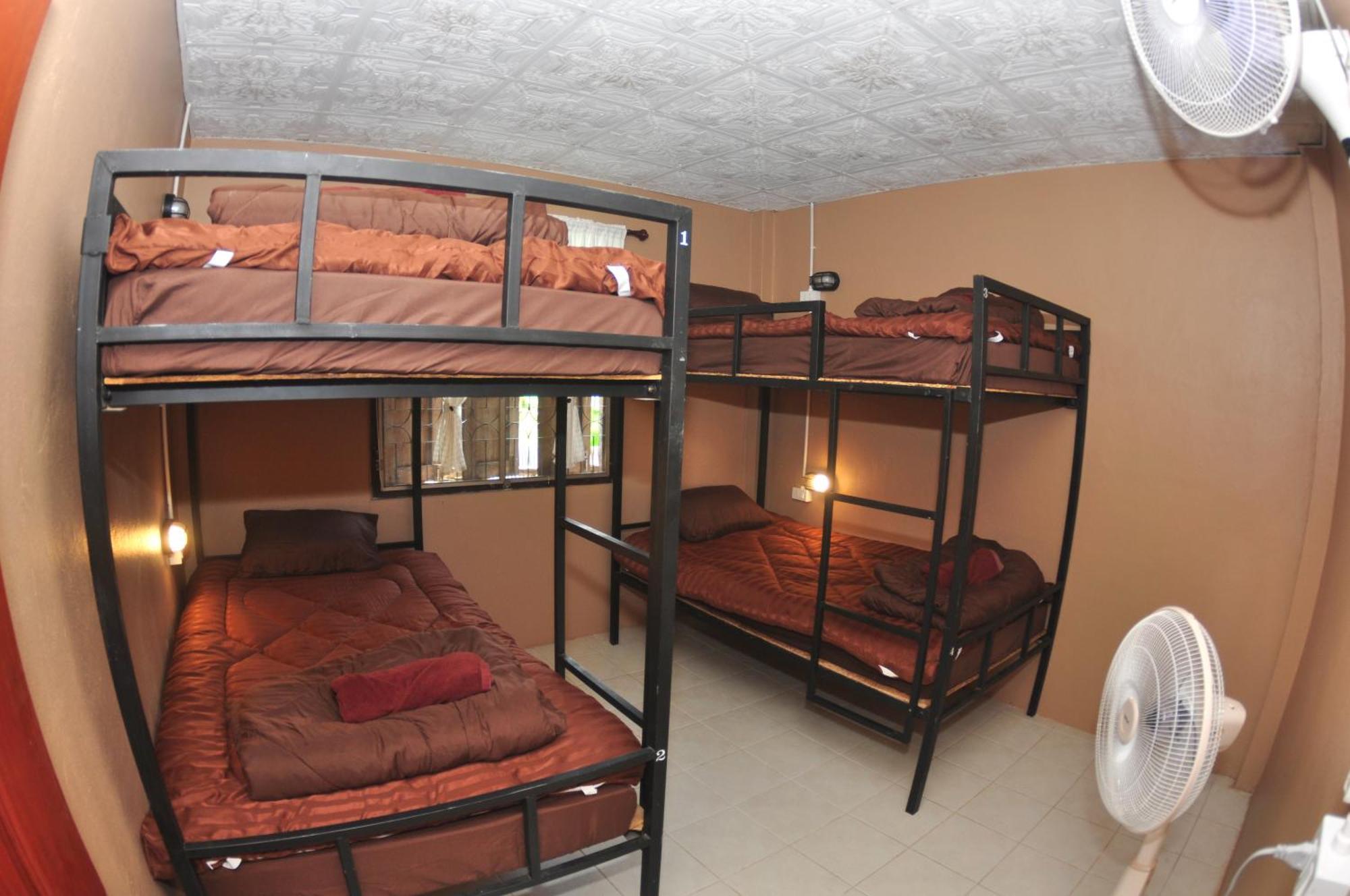 Sharky'S Hostel Пай Екстериор снимка